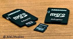 Das microSD-Set besteht aus zwei Speicherkarten und zwei SD-Adaptern